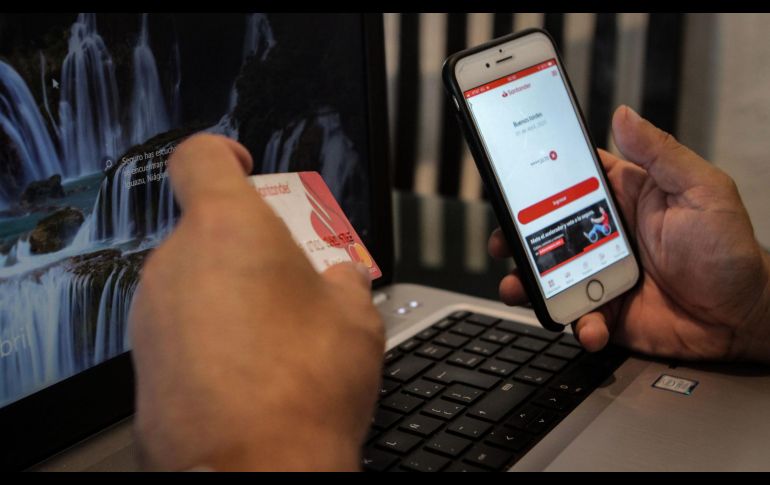 El servicio de cajeros, banca móvil, banca electrónica y banca telefónica se mantendrán en funcionamiento de forma normal. EL INFORMADOR / ARCHIVO