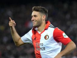 Santiago Giménez ya suma 6 goles con el Feyenoord. AP/Peter Dejong