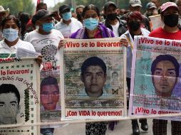 Hasta el momento, familiares de los normalistas desconocen cuál es el delito por el cual está siendo acusado el general. AP/M. Ugarte