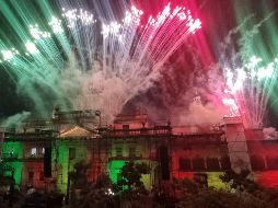 Fuegos artificiales acompañaron el tradicional Grito de Independencia. EL INFORMADOR/A. CAMACHO