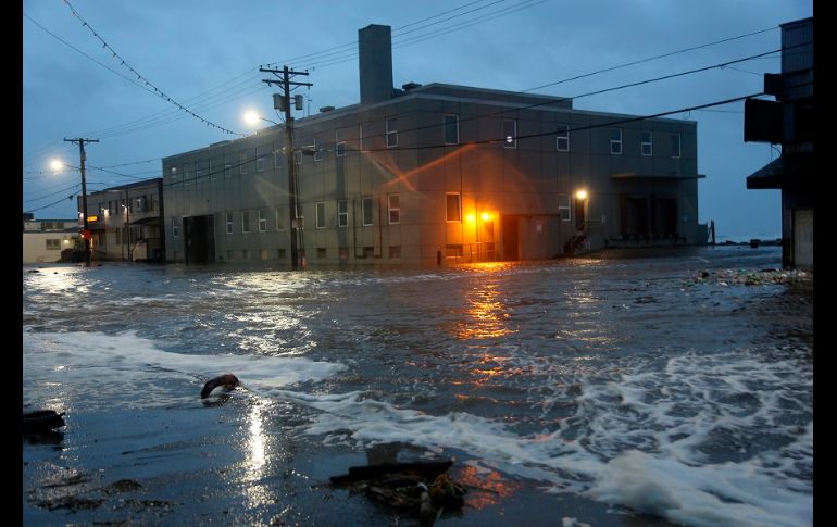 Las imágenes en las redes sociales mostraban daños considerables en el pueblo costero de Golovin. AP/P. Fagerstrom