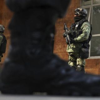 Agreden a balazos a dos militares en un bar de Cuernavaca