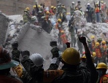 Imagen de la búsqueda y rescate de víctimas en el temblor del 19 de septiembre de 2017. EFE/ ARCHIVO