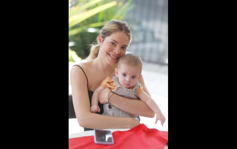 Paulina Tamez y Diego Martínez. GENTE BIEN JALISCO/Claudio Jimeno