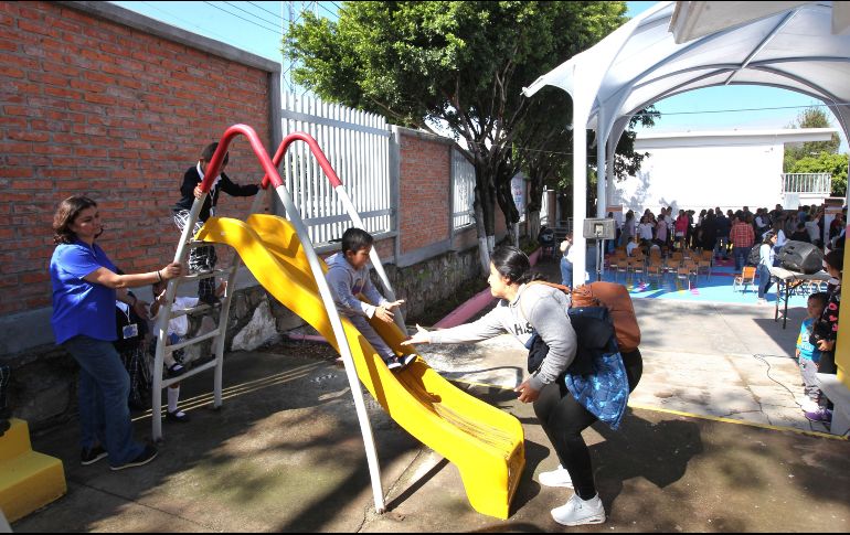 El Ayuntamiento invirtió 1.5 millones de pesos en trabajos para rehabilitar el preescolar Idolina Gaona Ruiz en la colonia Lomas del Paraíso. EL INFORMADOR/A. Camacho