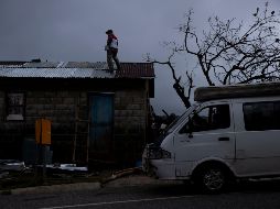 Dos víctimas mortales, cientos de miles de personas sin electricidad, y miles de desplazados, es el balance en República Dominicana tras el huracán 