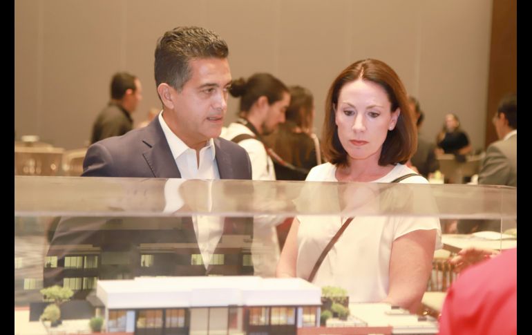 Carlos García y Megan Tally. GENTE BIEN JALISCO/Antonio Martínez