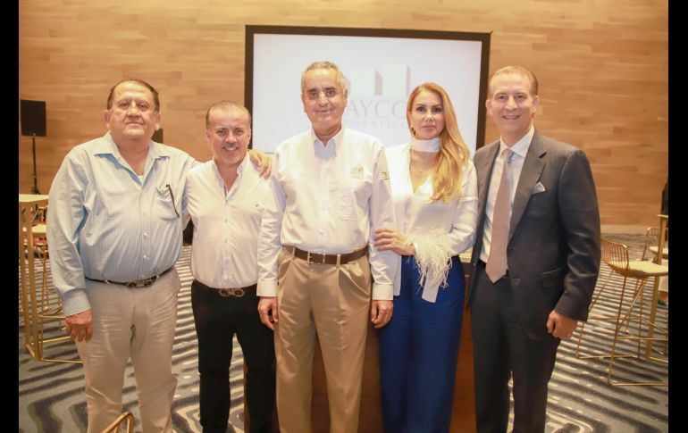 Francisco Jileta, Salvador Barajas, Javier Fernández, Marina García y Eduardo Tostado. GENTE BIEN JALISCO/Antonio Martínez