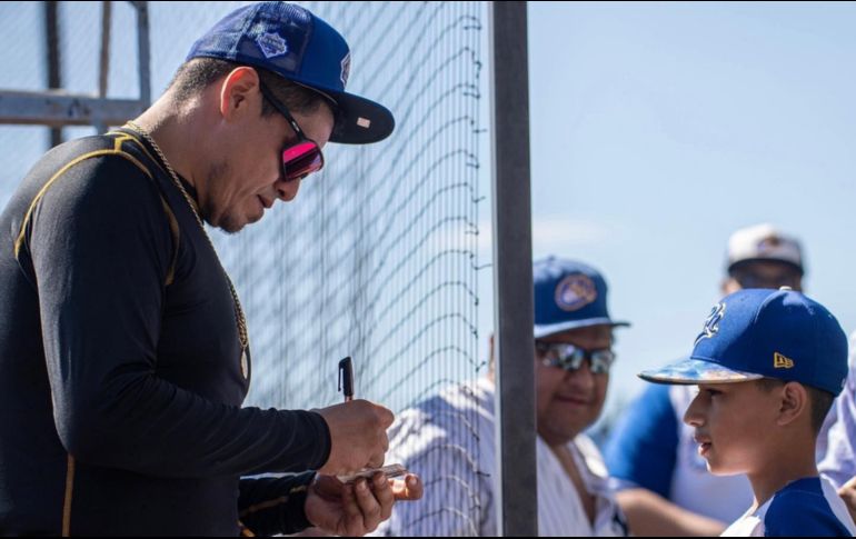 JAPHET AMADOR. El histórico toletero de los Charros se presentó este día en los trabajos de pretemporada del equipo blanquiazul. ESPECIAL / Charros de Jalisco