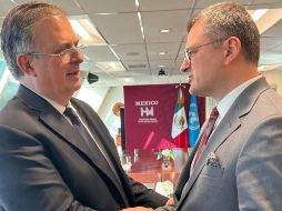 En sus redes sociales, Marcelo Ebrard publicó una fotografía junto a Dmytro Kuleba. TWITTER/@m_ebrard