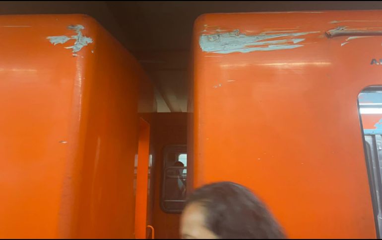 En imágenes compartidas por el mismo servicio de transporte se puede apreciar que sí hubo un daño en los vagones. TWITTER/@MetroCDMX