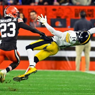 ¿La atrapada del año? Así fue la atrapada de George Pickens de Pittsburgh (VIDEO)