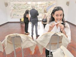 La artista puso el alma, corazón y bordado en esta exposición que llega al Museo Regional a partir de hoy. EL INFORMADOR/ A. Camacho