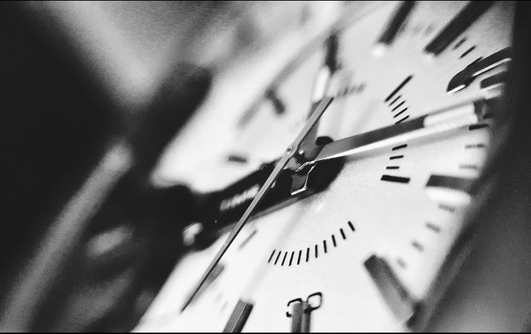 Este miércoles se discutirá la eliminación del horario de verano en el pleno de la Cámara de los Diputados. ESPECIAL/Foto de noor Younis en Unsplash