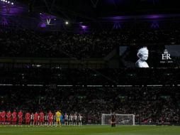 Wembley despidió a la Reina Isabel II y dedicó el primer God Save The King en 70 años. AP/A. Grant