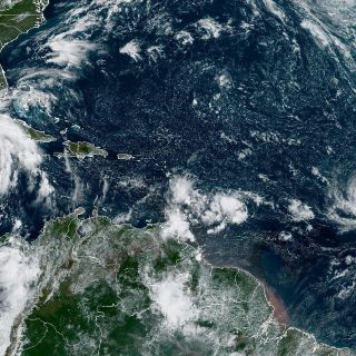 Huracán "Ian" aumenta a categoría 2, con afectaciones en estos Estados