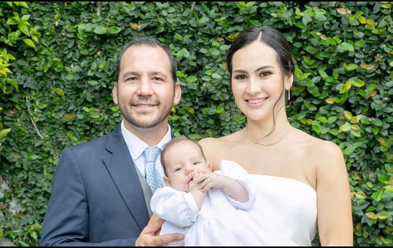 Jaime Ruiz Velasco, Jaime Ruiz Velasco Jiménez y Daniela Jiménez. GENTE BIEN JALISCO/Jorge Soltero