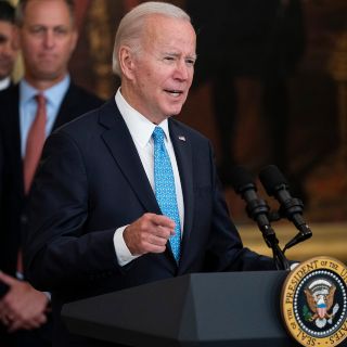 Joe Biden mantiene límite de admisiones de refugiados para el 2023