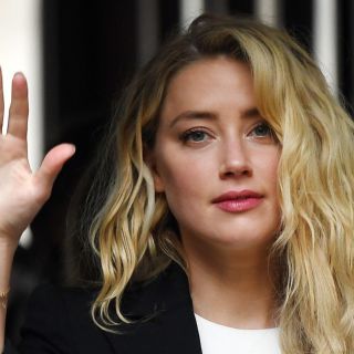 A Amber Heard no le importa la relación de Johnny Depp con su abogada