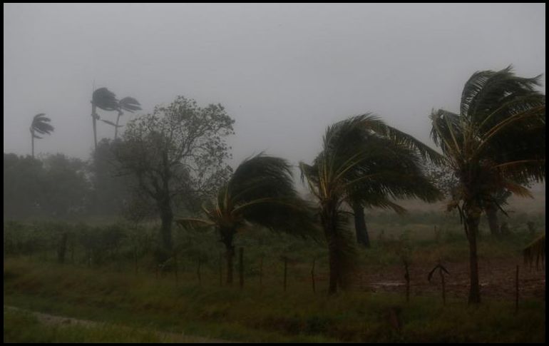 El ojo del huracán llegará a la costa occidental de este miércoles por la tarde. EFE/ Archivo