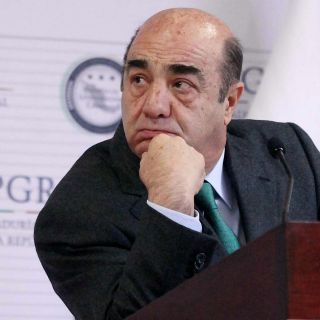 Conceden a Murillo Karam suspensión definitiva contra vinculación a proceso por Ayotzinapa