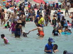 La Navidad y las fiestas de Año Nuevo ya han pasado, pero muchos ya están a la espera de las próximas vacaciones de 2024, que son las de Semana Santa. SUN / ARCHIVO