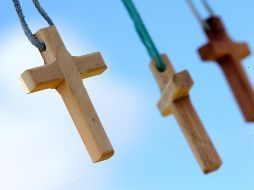 Un obispo católico galardonado con el Premio Nobel de la Paz ha sido acusado en un artículo en una revista holandesa de abuso sexual de varones menores en Timor Oriental en los años 90. AFP / ARCHIVO