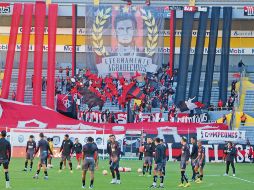 El último entrenamiento de los Zorros en el Apertura 2022 estuvo adornado por los cánticos de la Fiel hacia Diego Cocca y sus ídolos. ESPECIAL/ Atlas FC