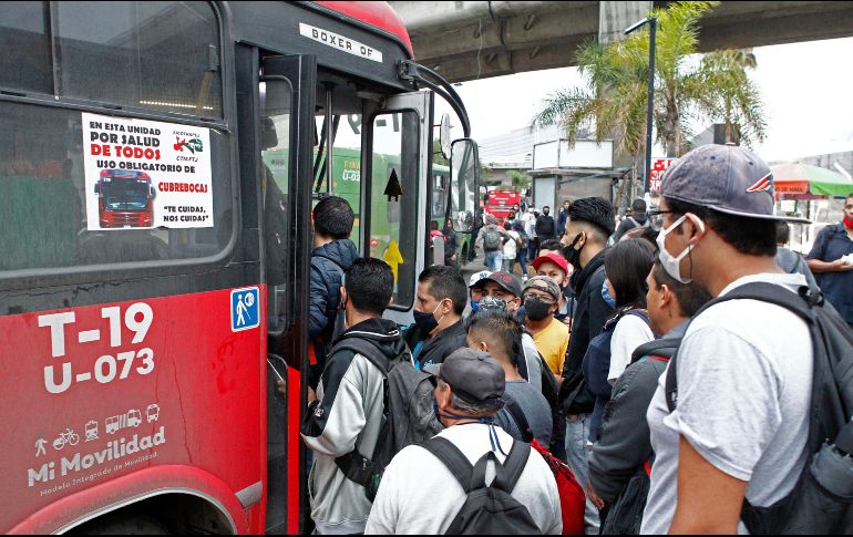 Son varias las rutas del transporte público que deberán cambiar su derrotero. EL INFORMADOR / ARCHIVO