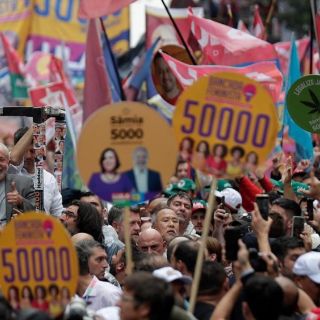 Elecciones Brasil: Lula y Bolsonaro cierran campaña entre consignas y bocinazos