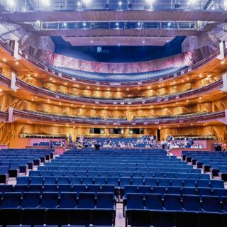 Aprenden a reconfigurar la industria