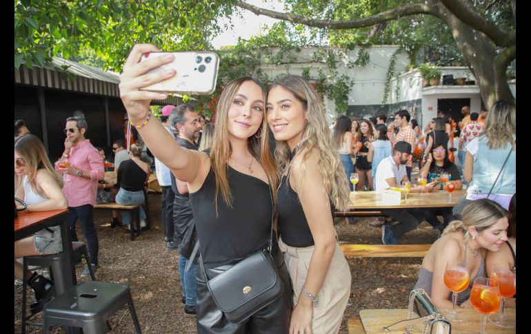 Mariana González y Valeria Quintana. GENTE BIEN JALISCO/Antonio Martínez