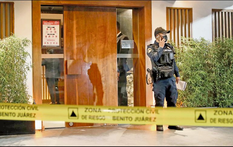 Un guardia de seguridad detuvo la agresión contra la joven cantante Yrma Lydya, baleada en tres ocasiones por el abogado de 79 años de edad; sin embargo, fue demasiado tarde. SUN / ARCHIVO