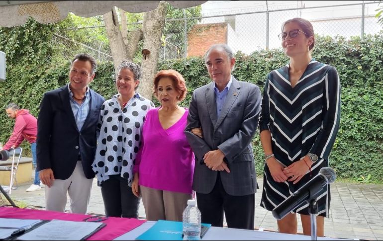 Con prácticamente todo los detalles listos Gloria López Morales (tercera de la foto), presidenta del Conservatorio de la Cultura Gastronómica Mexicana, explicó las novedades y actividades que darán forma a la séptima edición de este encuentro. EL INFORMADOR / N. Gutiérrez