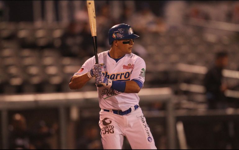El nacido en Guasave, Sinaloa demostró ser un gran jugador de Béisbol en cualquier lugar donde pisó tierra, incluyendo el equipo de Charros de Jalisco, equipo con el que consiguió ser el MVP de la LMP en tres ocasiones. EL INFORMADOR / ARCHIVO  