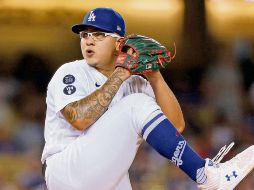 Julio Urías terminará esta temporada regular como el líder en efectividad dentro de la Liga Nacional. AFP/H. How