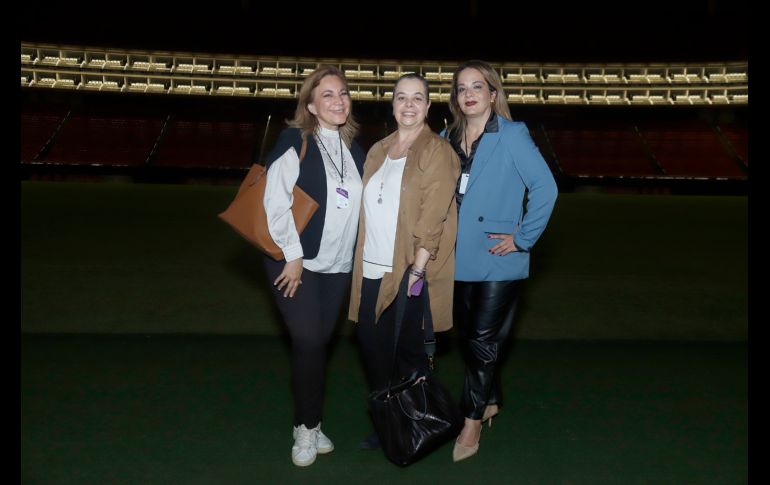 Gina Gómez, Isabel García y Karina Fregoso. GENTE BIEN JALISCO/Claudio Jimeno