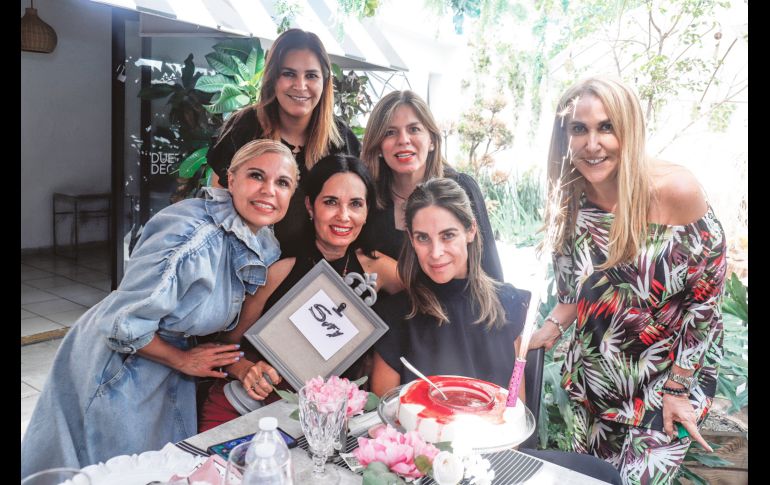 Mónica Martín del Campo, Claudia Cervantes, Lorena Hecht, Catalina Olea, Sofía Basave y Gaby Enríquez. GENTE BIEN JALISCO/Claudio Jimeno