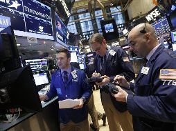 Los contratos de futuros del WTI para entrega en noviembre sumaban 69 centavos de dólar con respecto al cierre anterior AP/ ARCHIVO