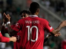 Rashford fue el que igualó en el minuto 53 y diez después asistió a Anthony Martial para poner por delante al equipo inglés. AP / P. Karadjias