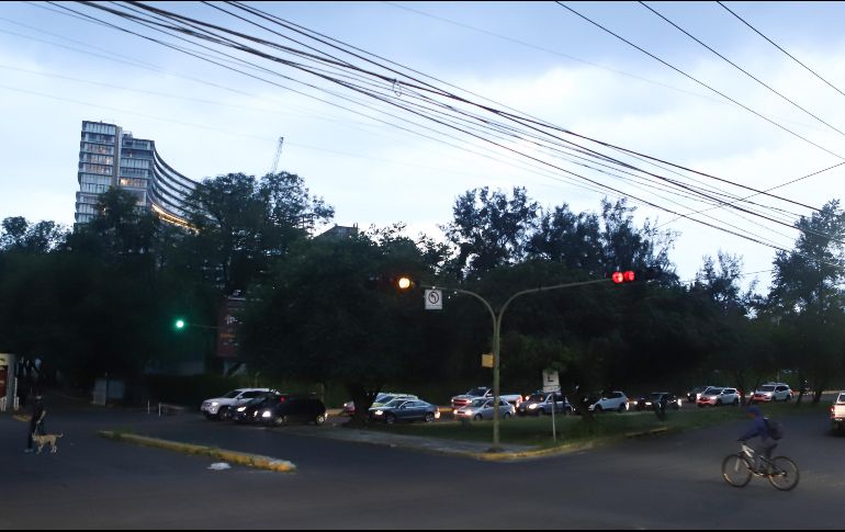 En el plan se contempla una ciclovía confinada en las dos aceras y banquetas transitables. EL INFORMADOR/C. Zepeda