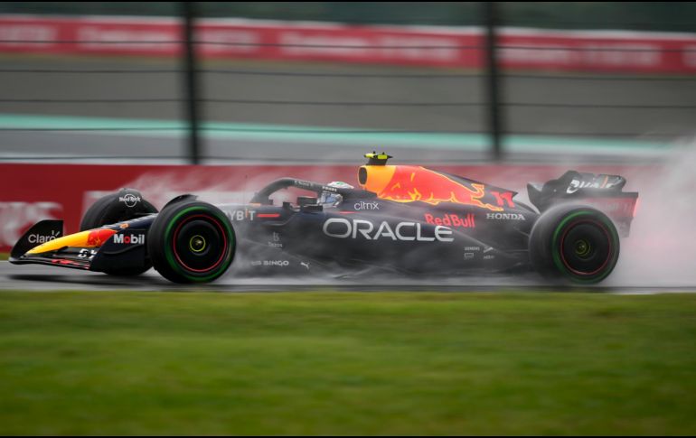 El piloto mexicano Sergio 