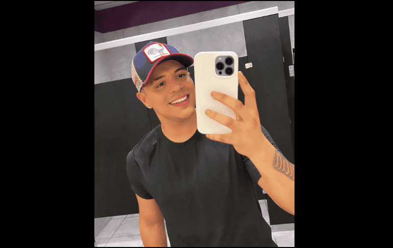 Eduin Caz estuvo en el combate del boxeador tapatío en el que derrotó a Gennady Golovkin (donde se enfrentaron por tercera vez), mismo que se realizó en Las Vegas. FACEBOOK / Eduin Caz Oficial