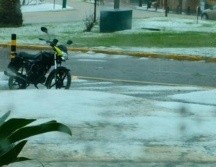 En el fraccionamiento de Bugambilias cayó una fuerte granizada. ESPECIAL