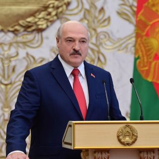 Presidente de Bielorrusia acusa a Ucrania de preparar ataque contra su país