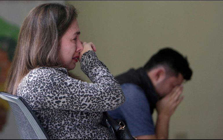 Existe una creencia acerca de que un amigo o familiar puede ayudar a una persona a salir de la depresión, pero no es así, tienen limitaciones importantes, señalan. AP / ARCHIVO