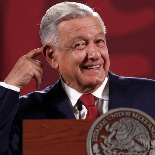 Mi esposa no aspira a ningún cargo político: López Obrador