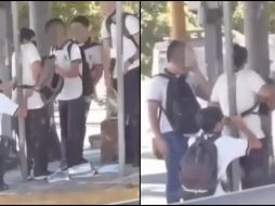 En las imágenes se puede observar a los chicos amarrar a su compañero al poste vial. SUN/ESPECIAL