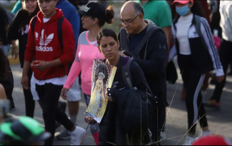 SIn importar los cambios de la Romería, los fieles acompañan a la imagen de la Virgen de Zapopan de regreso a su Basílica. EL INFORMADOR / C. Zepeda