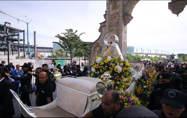 La Virgen de Zapopan llegando a la Basílica. EL INFORMADOR / C. Zepeda